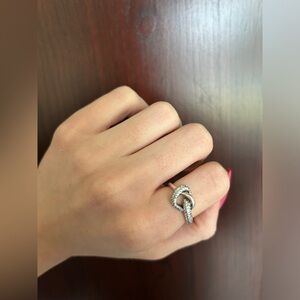 Pandora Ring